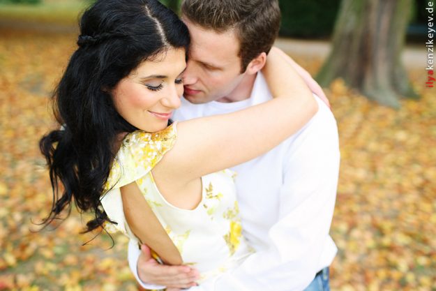 Herbst Portrait Fotoshoot in Nordpark Düsseldorf, Fotografie Ilya Kenzikeyev