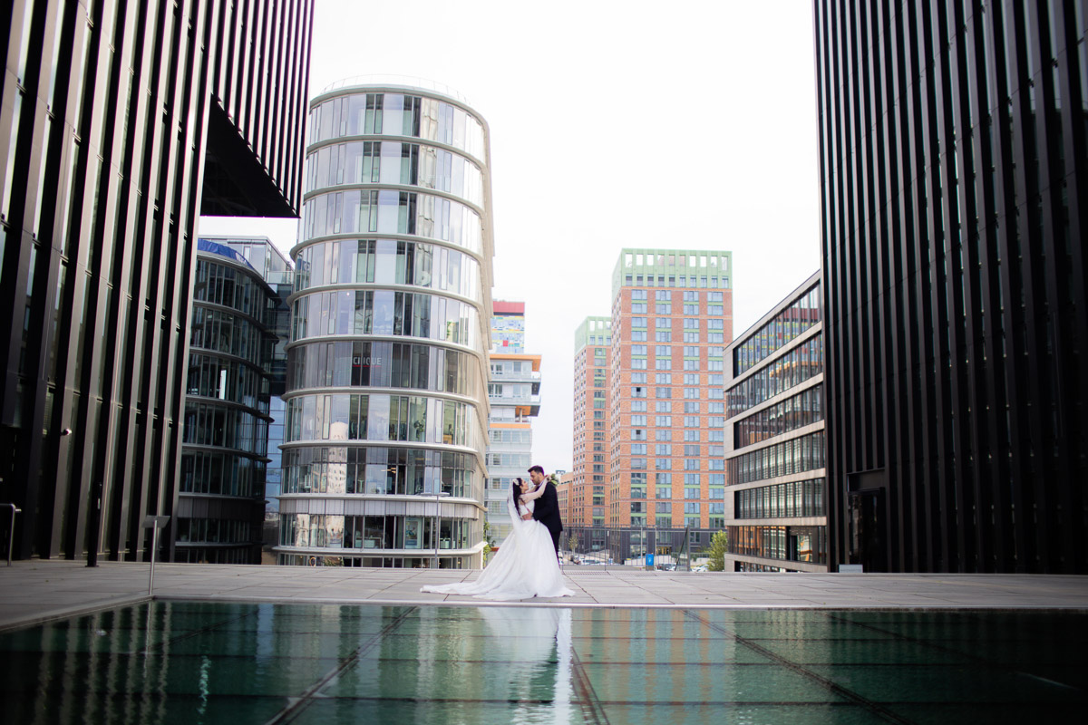 Hochzeit in Medienhafen Düsseldorf