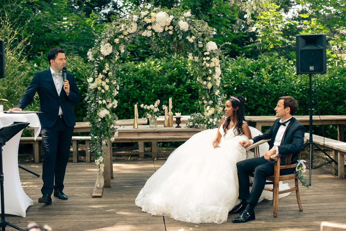 Freie Trauung Hochzeit in Landhaus Freemann