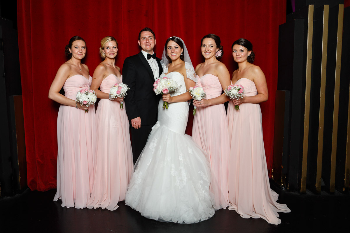 Hochzeit in Theater der Träume.