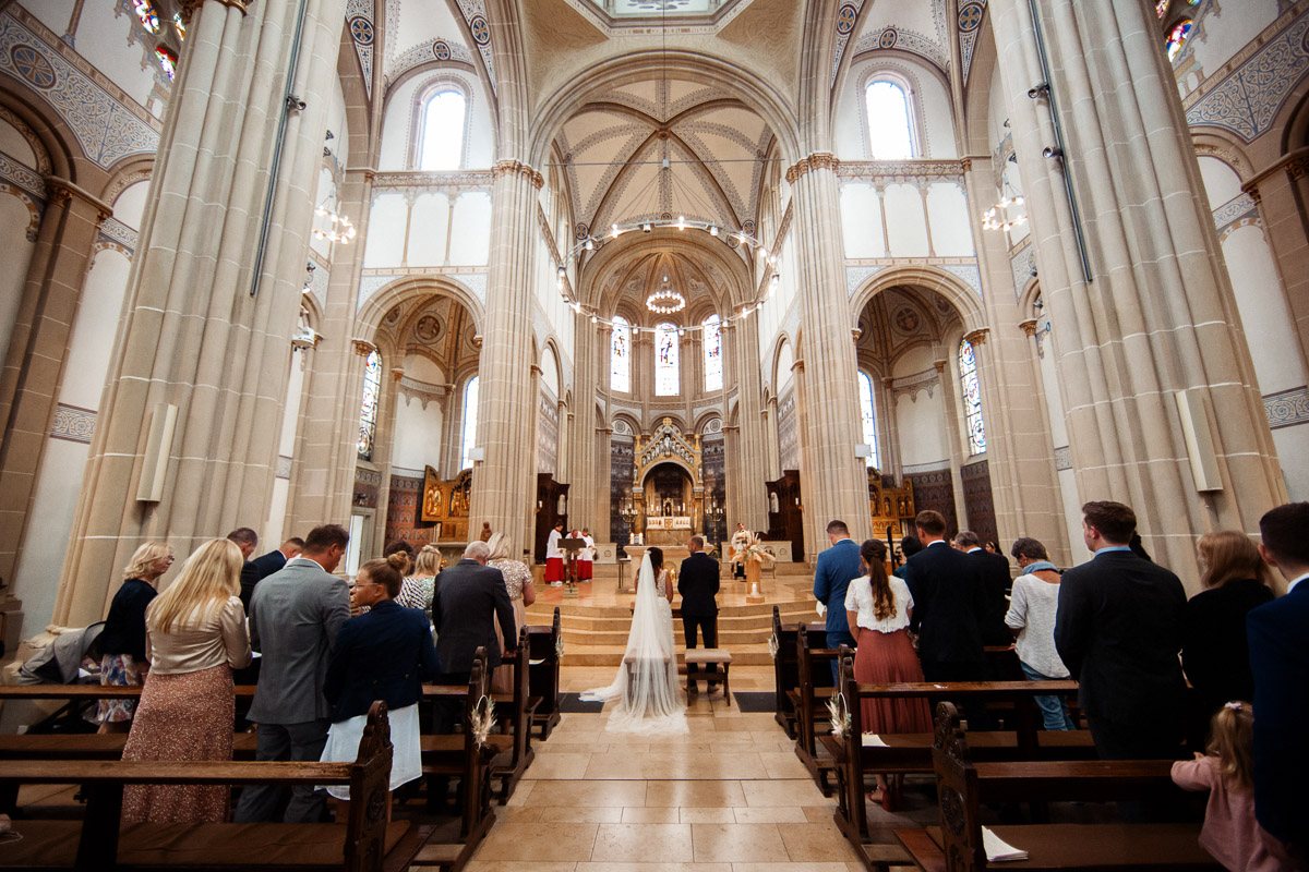 Katholische Hochzeitstrauung in der Kirche